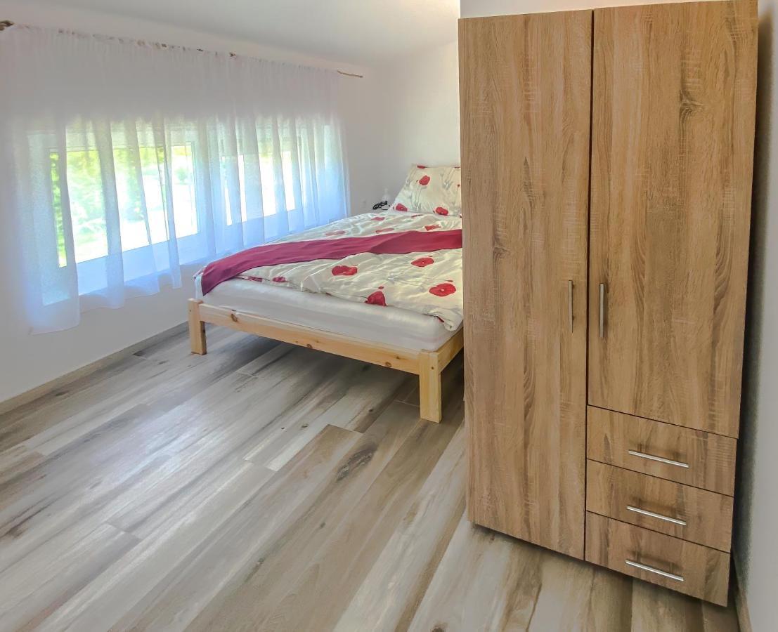 FeDa Apartmanház Balatonboglár Exteriér fotografie