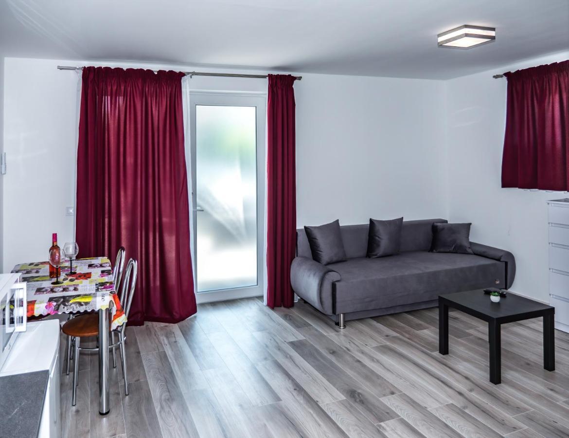 FeDa Apartmanház Balatonboglár Exteriér fotografie