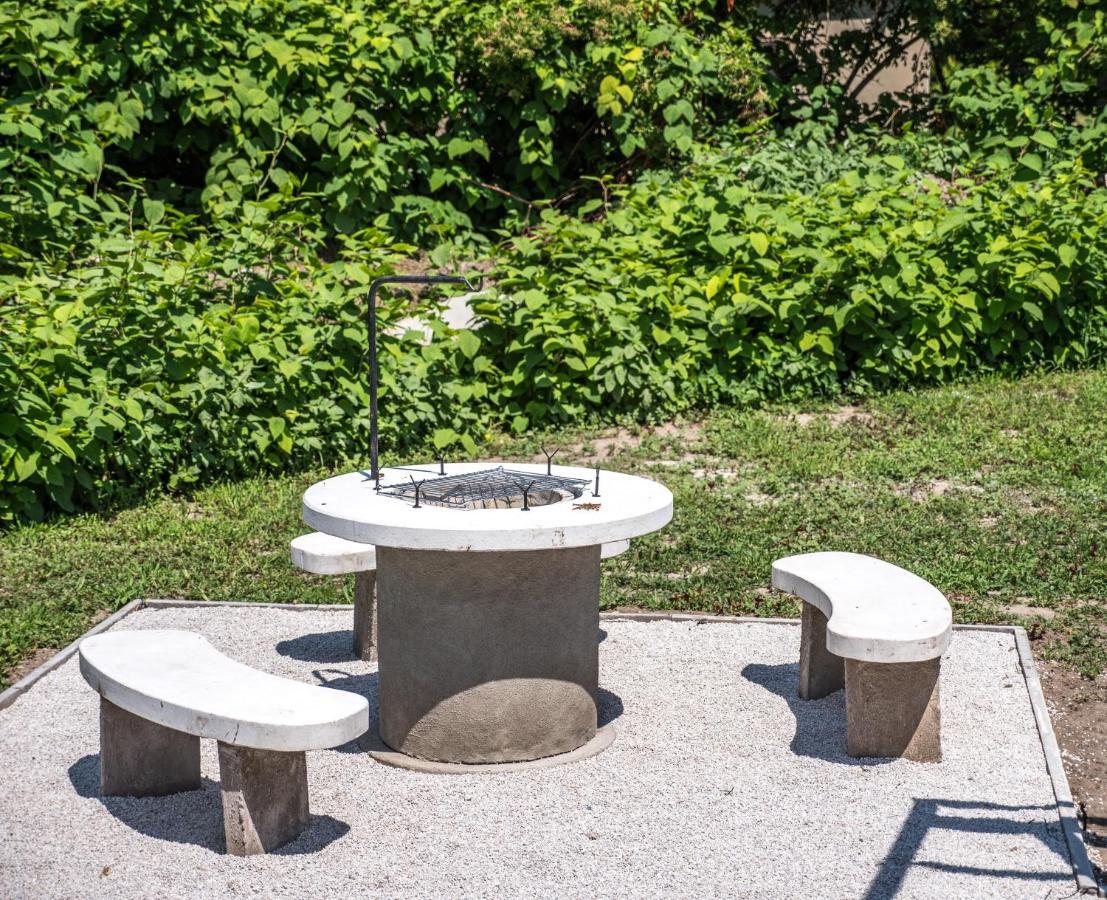 FeDa Apartmanház Balatonboglár Exteriér fotografie